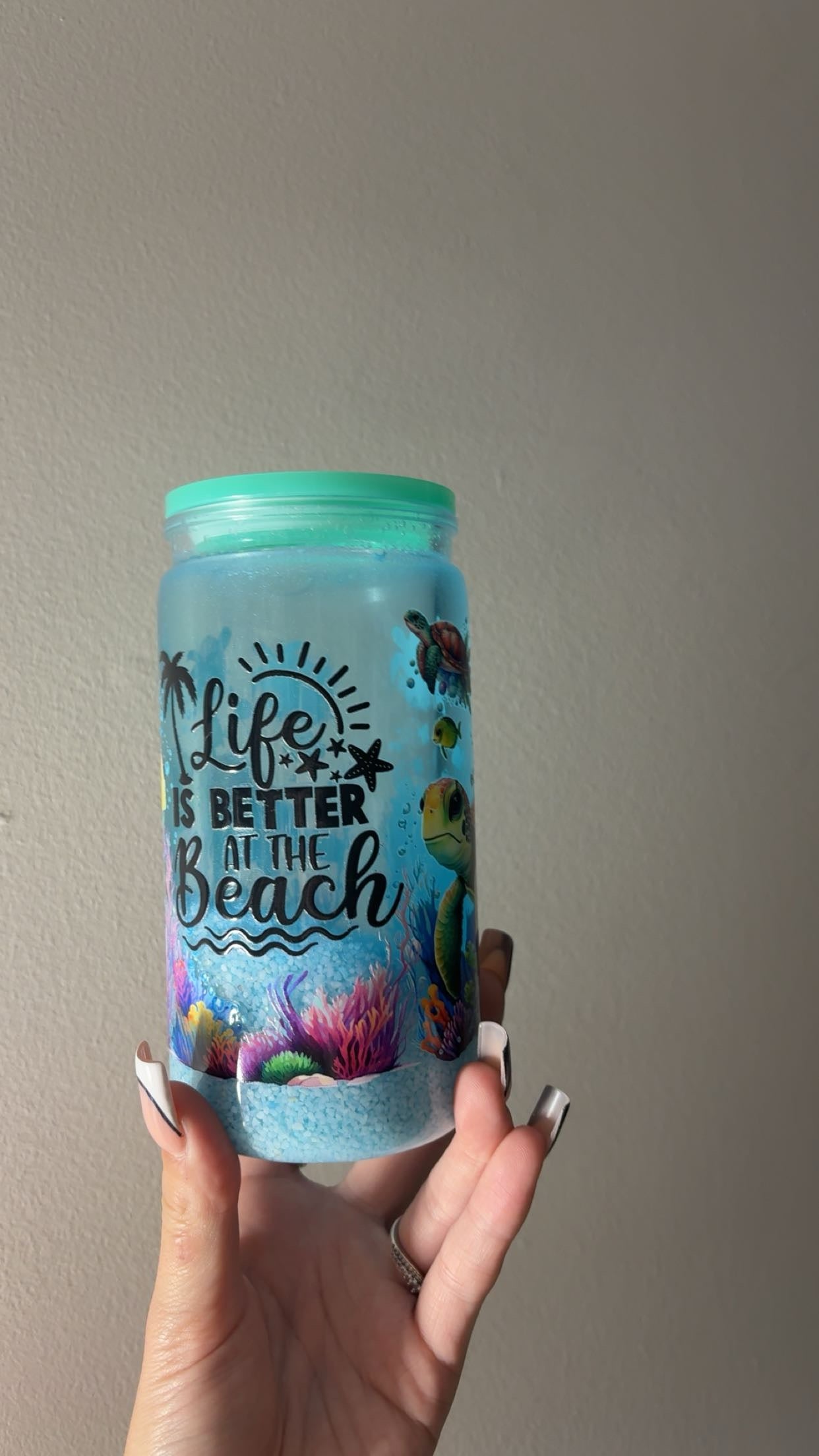 16oz Plastic Beach sand vibes with turtles