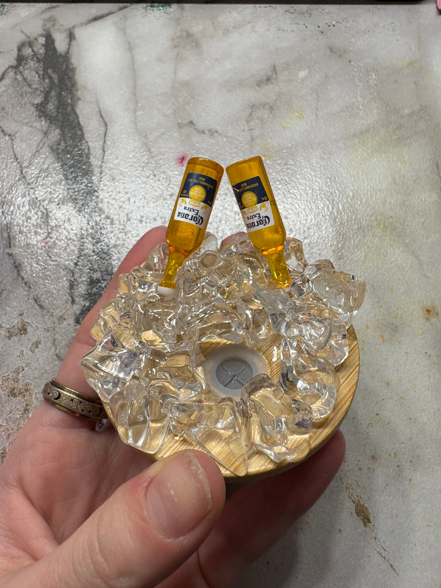 DECORATE TOP OF YOUR LID