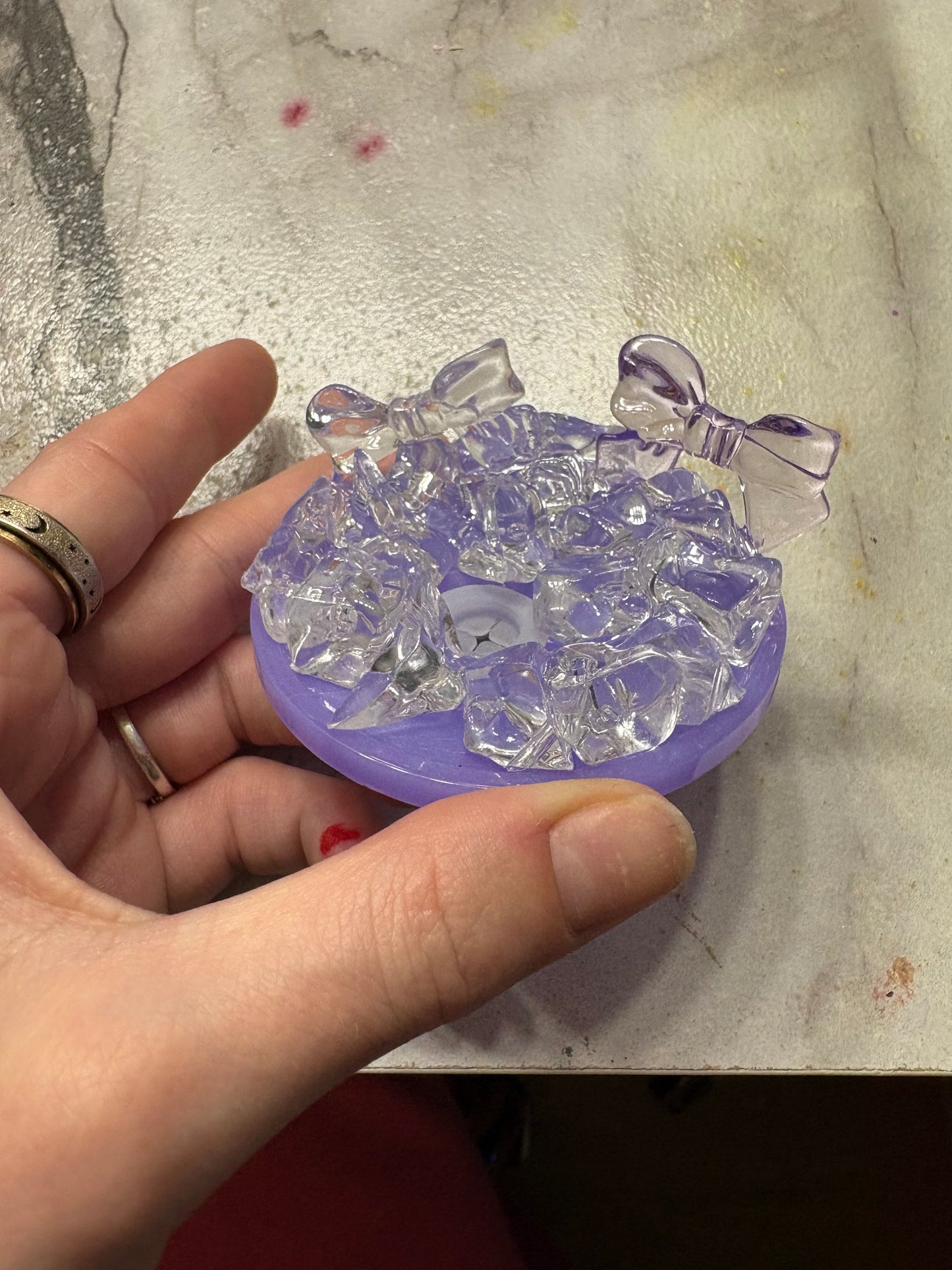 DECORATE TOP OF YOUR LID