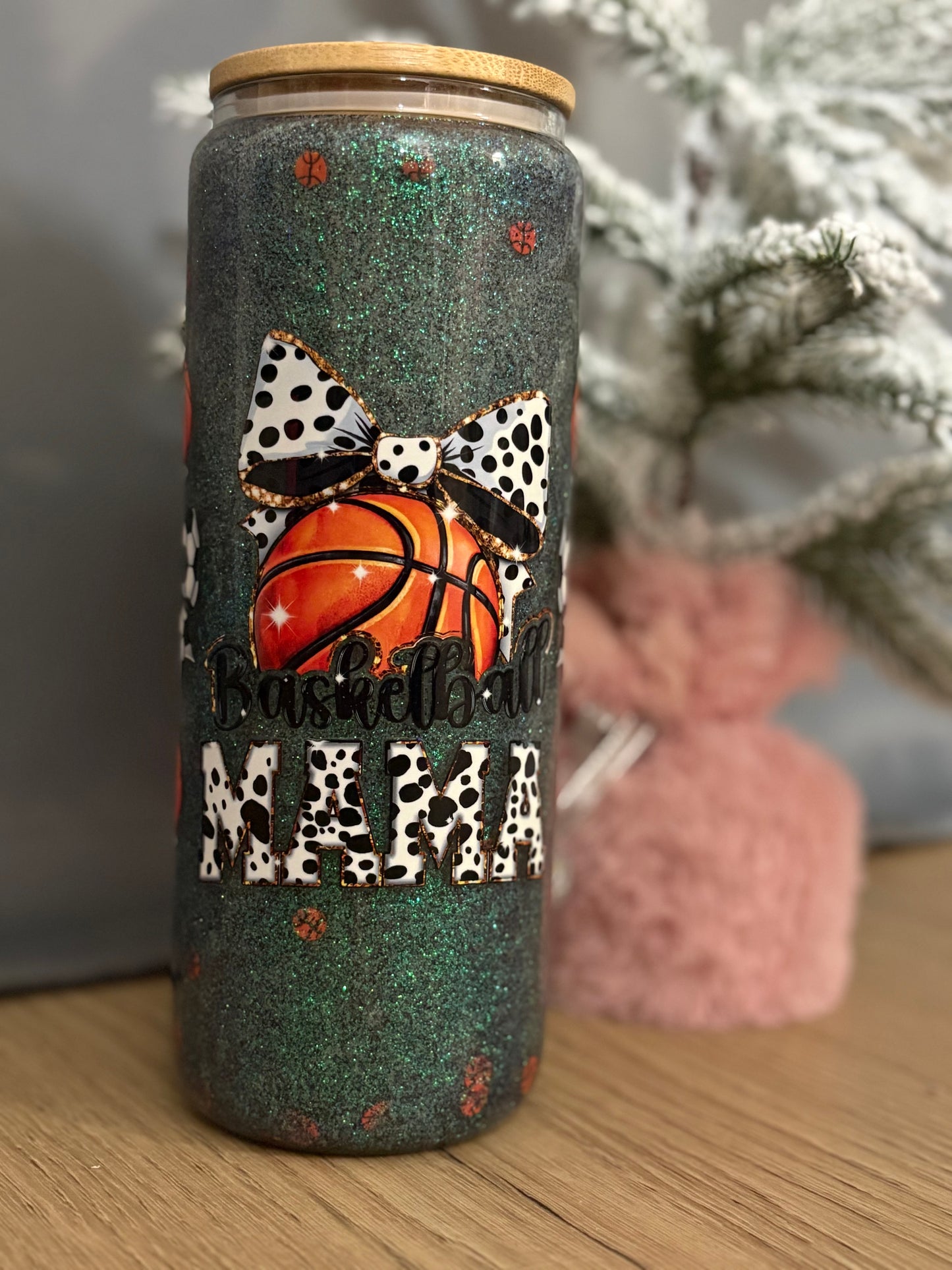 20oz Glass Basketball Mama