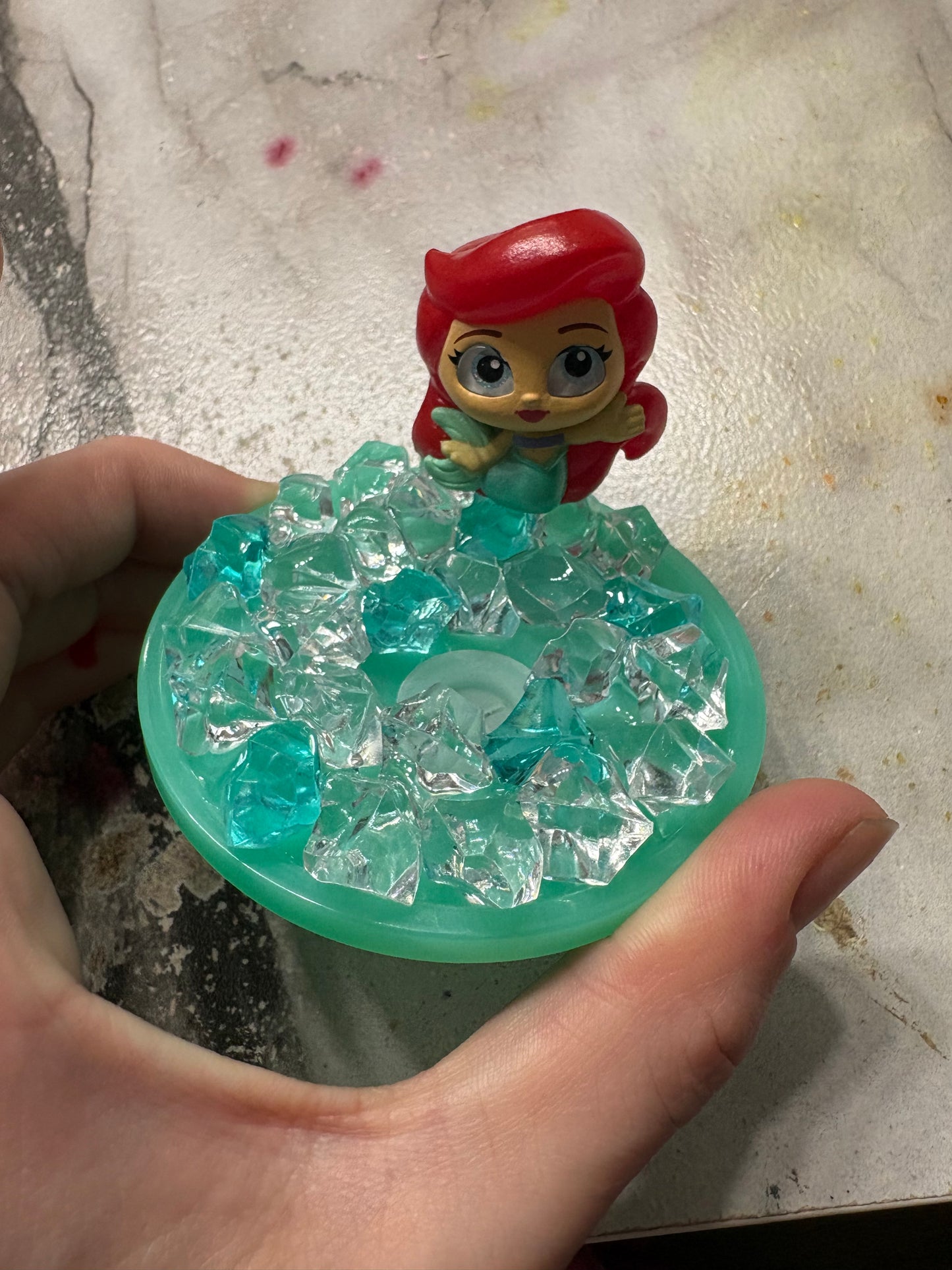 DECORATE TOP OF YOUR LID