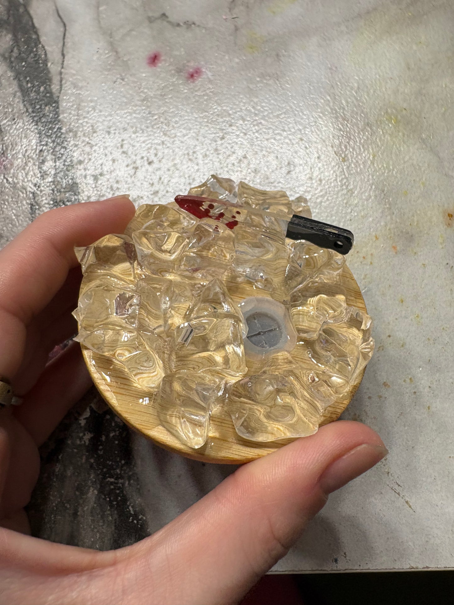 DECORATE TOP OF YOUR LID